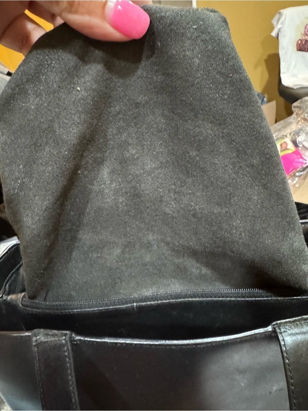 Chanel Fourre-Tout Tote Patent Leather - Picture 12 of 17